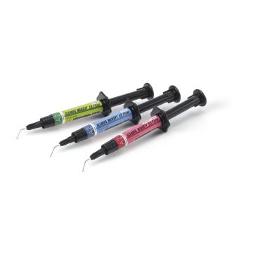 COMPOSITE CLEARFIL MAJESTY ES FLOW KURARAY - CLEARFIL MAJESTY FLOW - CE0197 - CLASSE IIA